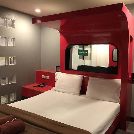 Paradise Inn Chonburi (Adults Only) Exterior photo